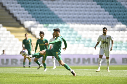 Bursaspor'da maç öncesi şok gelişme: Kadrodan çıkartıldı!