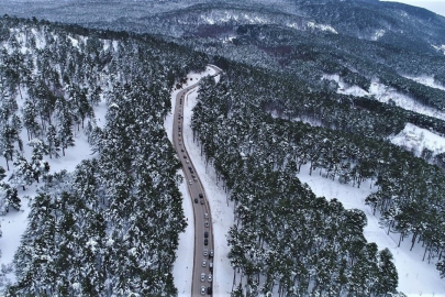 Korkutan uyarı sonrası Meteoroloji'den müjde: Bursa'nın zirvesine lapa lapa kar yağacak!