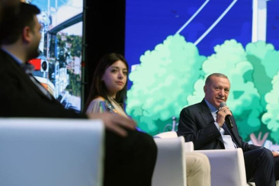 Gençlik buluşmasında Şafak Türküsü! İstanbul'da duygu dolu anlar