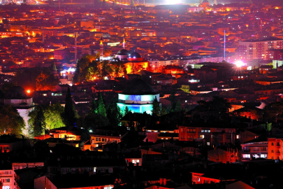 Bursa'da lodos gece yarısı 'fırın' etkisi yarattı! Yıldırım'da sıcaklık rekor kırdı...