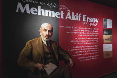 Yapay zeka sayesinde Mehmet Akif ile sohbet ettiler