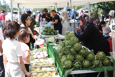 Bursa'da enginarlı tatlılar festivale damga vurdu