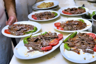 Kastamonu, Bursa'nın meşhur lezzeti İskender'e sahip çıktı! Tirit yemeği...