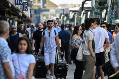 Büyük İstanbul Otogarı'nda yoğunluk sürüyor