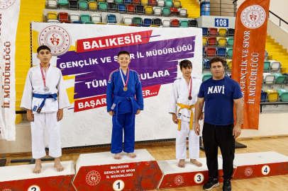 Bursa Osmangazili judocular başarıdan başarıya koşuyor