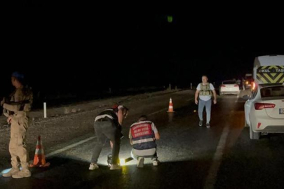 Diyarbakır'da otomobile uzun namlulu silahlarla saldırıda 2 kişi hayatını kaybetti