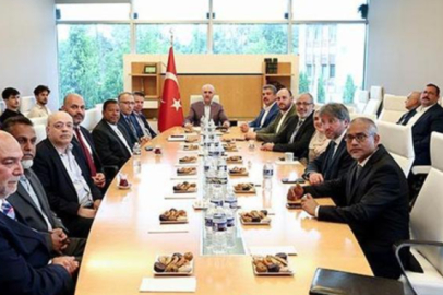 Kurtulmuş, ABD’deki Müslüman toplum liderleriyle görüştü