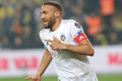 Fenerbahçe, Cenk Tosun'la anlaştı