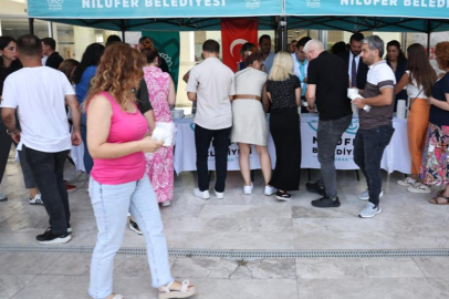 Başkan Şadi Özdemir'den çalışanlara aşure ikramı