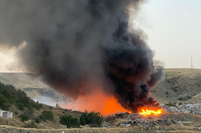 Ankara'da çöp toplama alanında korkutan yangın