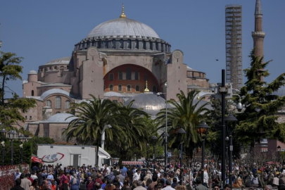 Ayasofya Camii yaklaşık 25 milyon ziyaretçi ağırladı