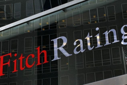 Fitch, Azerbaycan'ın kredi notunu yükseltti