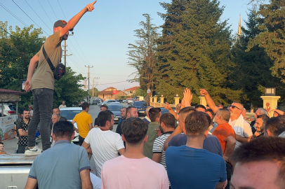 Düzce'de yolu kapatan köylülerden doğalgaz tepkisi