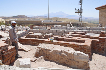 Aksaray'da Selçuklu dönemine ait 5 mezar bulundu