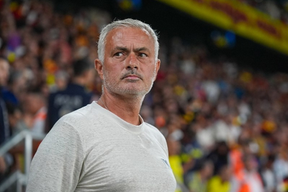 Fenerbahçe'de gözlerin çevrildiği 6 isim! Mourinho biletlerini kesti...