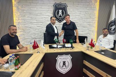 İnegöl Akhisarspor’da ikinci Mehmet Şengeldi dönemi