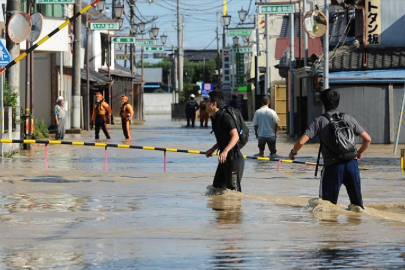 Japonya'da 50 bin kişi için tahliye emri verildi