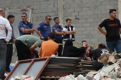 Kule vinçteki demir kova, işçilerin üzerine düştü: 2 işçi hayatını kaybetti