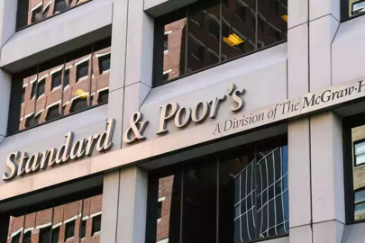 S&P'den Türkiye için Kasım'da not artışı sinyali