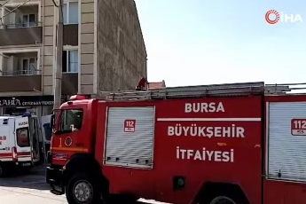 Bursa'da kolu makineye sıkışan kadını itfaiye kurtardı