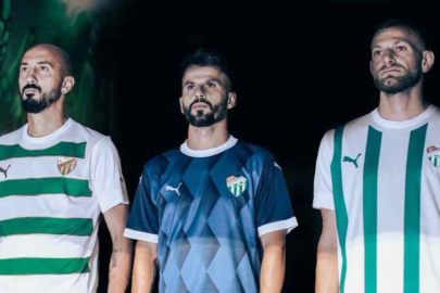 Bursaspor’un merakla beklenen forması satışa çıktı