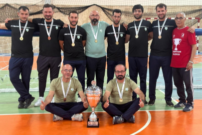 Nilüfer Belediyespor Erkek Goalball Takımı yenilgisiz şampiyon oldu