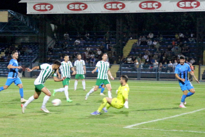 Karacabey Belediyespor kendi sahasında yenildi