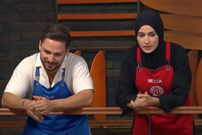 MasterChef Onur'un Beyza'ya yaptığı yorum kafaları karıştırdı! Aşk mı yaşıyorlar?