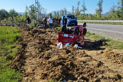 Zonguldak'ta otomobil elektrikli motosiklete çarptı