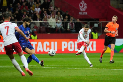 6 gollü maçta Szymanski attı, Livakovic kızardı!