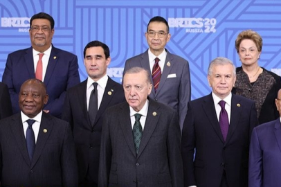 Erdoğan, BRICS Zirvesi aile fotoğrafı çekimine katıldı