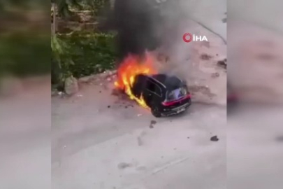 Bursa'da Mercedes marka elektrikli cip park halinde alev topuna döndü