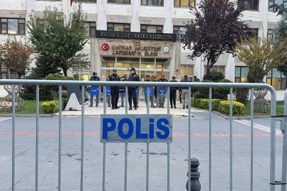 Mardin, Batman ve Halfeti belediyelerine kayyum atandı! Ahmet Türk ve Gülistan Sönük görevden alındı...