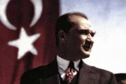 Sevdan bir ateş! Ulu Önder Gazi Mustafa Kemal Atatürk'ü sevgi, saygı ve rahmetle anıyoruz...