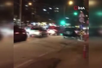 Bursa'da asker eğlencesinde yolu kesip çiftetelli oynadılar!