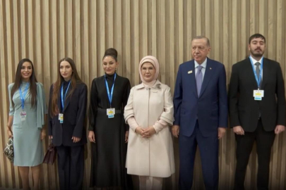 Emine Erdoğan, lider eşleriyle bir araya geldi