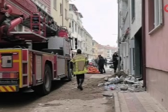 Bursa'da karısını öldüren cani koca gözyaşlarıyla teslim oldu