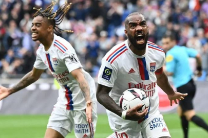 Beşiktaş'tan Lacazette atağı