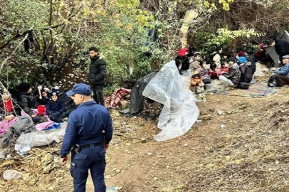 Çanakkale Ayvacık’ta 44 kaçak göçmen ile 1 göçmen kaçakçısı yakalandı