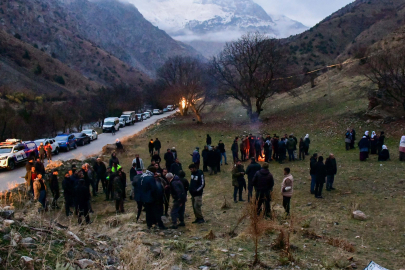 Van'da dağdan düşen kaya parçalarının altında kalan çoban hayatını kaybetti