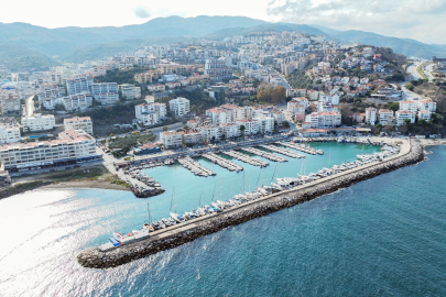 Bursa Mudanya'daki balıkçı barınağı yat limanı oluyor