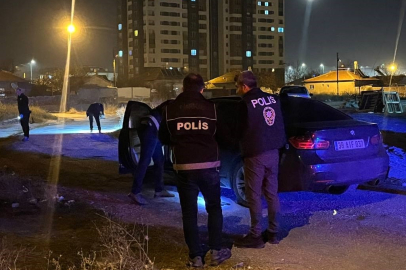 Kayseri’de bir şahıs araç içinde silahla vurulmuş halde ölü bulundu