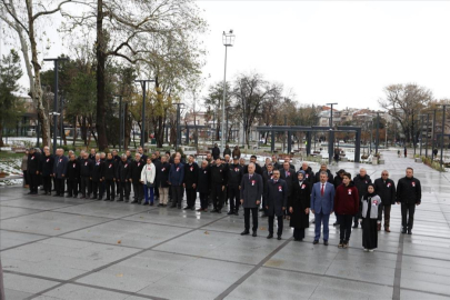 İnegöl’de 24 Kasım Öğretmenler Günü törenlerle kutlandı