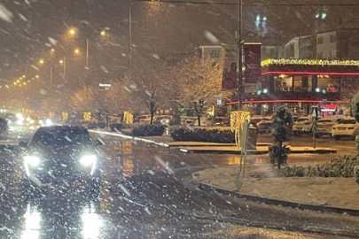 Meteoroloji'den 12 il için sarı kodlu uyarı! 15 cm kar örtüsü ve buzlanma...