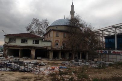 Bursa'da caminin altında fuhuş ve uyuşturucu skandalı!