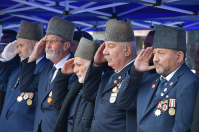 Bursa İznik’in düşman işgalinden kurtuluşunun 104. yılı kutlandı