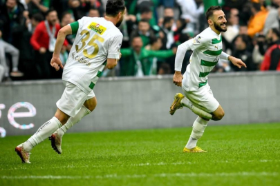 Bursaspor'dan şampiyonluk yolunda bir galibiyet daha