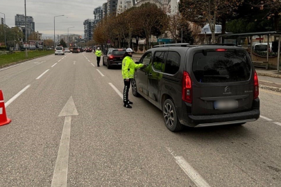 Bursa'da binlerce araca ve sürücüye ceza yağdı! Bir haftalık bilanço açıklandı...