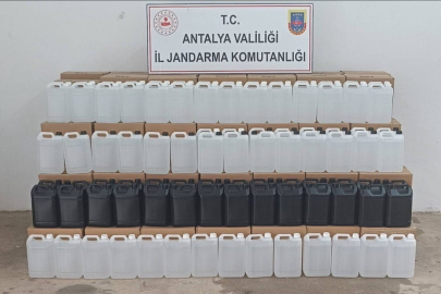 Antalya Gazipaşa'da 3 bin litre kaçak etil alkol ele geçirildi