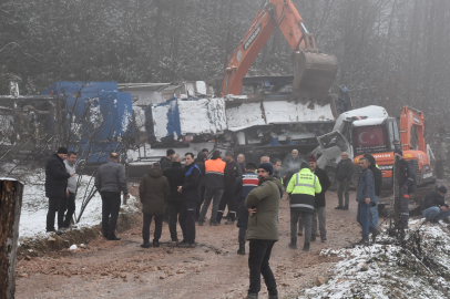 Sakarya'da feci kazada ağır yaralanmıştı, hastanede yaşamını yitirdi